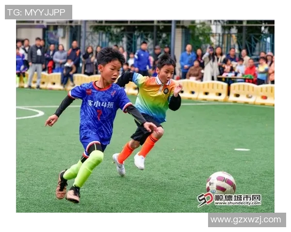 大连小足球星奋勇逐梦绿茵场展少年风采点燃城市足球激情