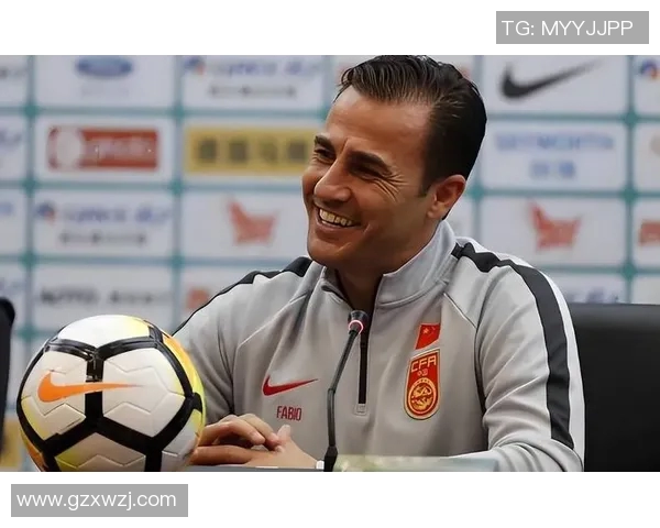 足球球星因涉嫌犯罪被捕 引发球迷热议与媒体关注